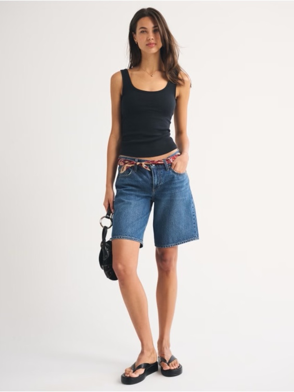 bra-free rib tuckable scoopneck tank - Picture 2 of 10